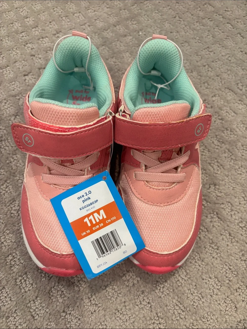 Kids Pink Stride Rite 360 sneakers with Hook-and-Loop Strap